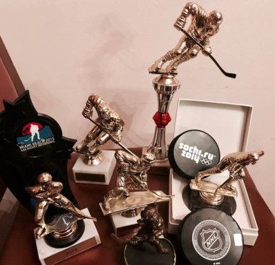 10 years in hockey, more than 100 awards 